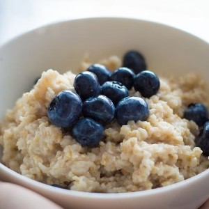 oatmeal and blueberries