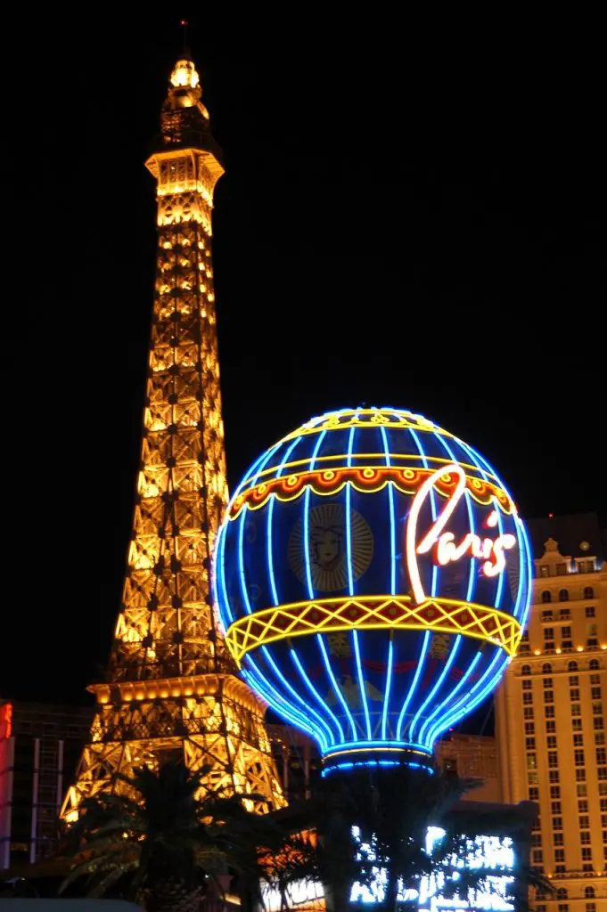 las vegas trips for seniors