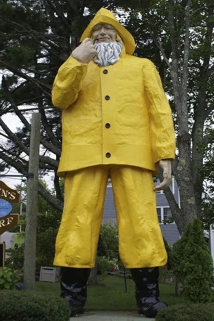 image of a lobster fisherman for road trip Maine