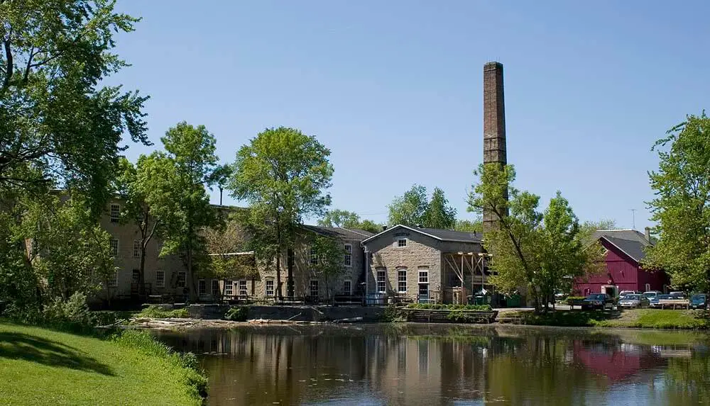 woolen mill-cedarburg